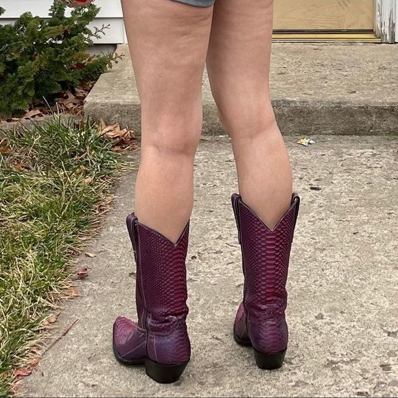 CUSTOM WOMEN'S PURPLE FULL PYTHON WOVEN COWGIRL BOOTS - SNIP TOE - Picture 4 of 12